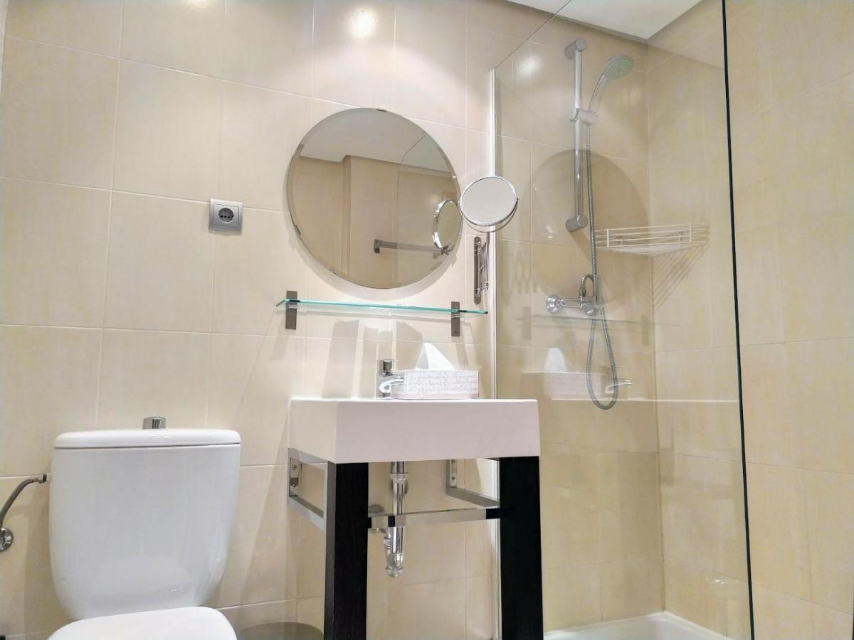 Apartamentos Centro Norte Madrid Kültér fotó